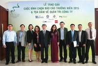 Từ năm 2013, Ban tổ chức Cuộc bình chọn Báo cáo thường niên đã bổ sung giải thưởng Báo cáo phát triển bền vững nhằm khích lệ các DN quan tâm đến môi trường và xã hội