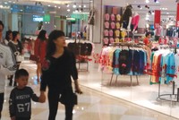 Cùng với bất động sản khu công nghiệp, bất động sản bán lẻ Việt Nam cũng được đánh giá có nhiều cơ hội. Ảnh: Dũng Minh