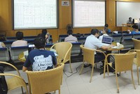 Nới room, gỡ mãi chưa hết vướng