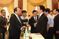 Thủ tướng Chính phủ Nguyễn Xuân Phúc động viên các doanh nghiệp, doanh nhân nỗ lực, góp sức thực hiện các mục tiêu kinh tế năm 2016