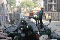 Tại Việt Nam, có sự lệnh pha rất lớn trong xuất-nhập khẩu mặt hàng thép năm 2016