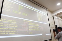 
ông Ngô Thanh Hải

Ngày 12/12/2016, Tổng công ty Đầu tư và Kinh doanh vốn nhà nước (SCIC) đã chào bán 130,6 triệu cổ phiếu VNM, tương đương 9% vốn điều lệ của Vinamilk. Kết thúc phiên bán đấu giá, SCIC bán được 78,4 triệu cổ phiếu cho Tập đoàn F&N, tương ứng khoảng 60% số lượng cổ phiếu chào bán. 
Về việc thoái vốn nhà nước, người viết cho rằng, cần phải được thực hiện một cách cấp bách và hiệu quả hơn vì trên thực tế, sự vững mạnh của nền kinh tế thường dựa vào khu vực kinh tế tư nhân. Có 