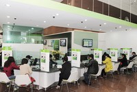 Thị trường chứng khoán khởi sắc, cơ hội để ngân hàng thoái vốn