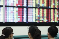 Cần phát huy vai trò huy động, phân bổ vốn trung và dài hạn cho nền kinh tế của thị trường chứng khoán
