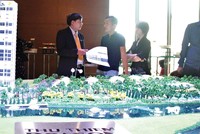 Dự án Thủ Thiêm Dragon được cho là huy động vốn khách hàng khi chưa có giấy phép xây dựng.Ảnh: Gia Phú