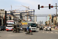 Đường Minh Khai mở rộng mang đến cơ hội tăng giá cho các dự án bất động sản liền kề. Ảnh: Nguyễn Thành