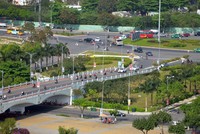 Mạng lưới giao thông Đà Nẵng đang bắt đầu quá tải và rối rắm khi lượng xe cá nhân xuất hiện nhiều