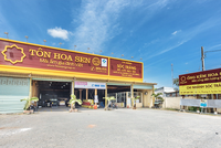 Trong quý vừa qua, Hoa Sen đóng cửa tới 77 chi nhánh, đến ngày 30/6, mạng lưới bán hàng của Hoa Sen còn 395 chi nhánh phụ thuộc.