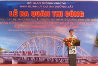 Thứ trưởng Bộ GTVT Nguyễn Ngọc Đông phát biểu chỉ đạo tại lễ ra quân xây dựng Gói thầu XL - CY - 06 (Dự án Cải tạo, nâng cấp các cầu yếu và gia cố trụ chống va xô trên tuyến đường sắt Hà Nội – TP. HCM).