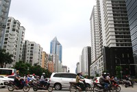 Áp lực dân số đang khiến giá nhà tăng nhanh. Ảnh: Thành Nguyễn.