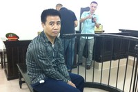 Đi thuê xe rồi vô tư... bán: 13 năm tù 