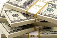 Chuyên gia UOB: Chính sách thương mại đầy biến động có thể khiến đường cong lợi suất dốc hơn và làm suy yếu USD