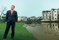 Ông Phạm Nhật Vượng đang là người Việt duy nhất có tên trong danh sách những người giàu nhất thế giới do Forbes bình chọn