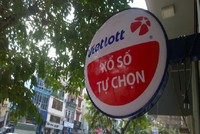 Người chơi đã chán vé số tự chọn của Vietlott?