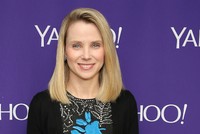 Nhờ vào cổ phiếu nắm giữ tại Yahoo, bà Mayer có thể thu về hơn 900.000 đôla mỗi tuần.