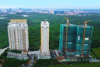 Phú Long cất nóc công trình Dragon Hill Residence and Suites 2 - Nam Sài Gòn 