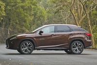 Xe nhập chính hãng gặp khó ở Giấy chứng nhận chất lượng.