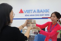Nhiều ngân hàng ghi nhận thu ngoài lãi tăng cao trong quý II/2025.