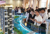 “Giấc mơ an cư” chưa bao giờ dễ dàng với người trẻ. Ảnh: Lê Toàn.