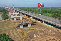 Mở rộng cao tốc TP.HCM - Long Thành. Ảnh: Lê Toàn.