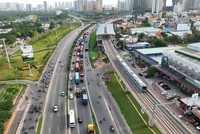 Gần 80 dự án chung cư đã và sắp triển khai trong bán kính cách tuyến metro số 1 (Bến Thành - Suối Tiên) từ 2-7 km. Ảnh: Lê Toàn.