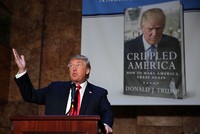 Tập đoàn Trump đã kiếm được bao nhiêu tiền từ chiến dịch tranh cử?