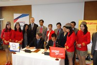 Lễ ký diễn ra tại trụ sở CFM International tại Paris