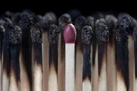 Hiện tại là giai đoạn nhà đầu tư cần tỉnh táo, tránh bị cuốn vào các con sóng và gây rủi ro cho tài khoản. Ảnh: Shutterstock.