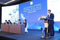 Vừa niêm yết trên HNX, Văn Phú- Invest đã xin cổ đông chuyển sàn sang HOSE