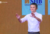 Jack Ma biểu diễn Thái Cực Quyền trước sinh viên Việt Nam.