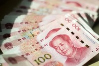 Giới hạn rút tiền mặt thường niên ở mức 100.000 nhân dân tệ mỗi người.