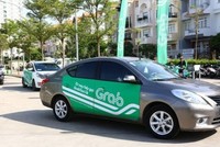 Các xe Uber, Grab phải có logo nhận diện trên thân xe. Ảnh minh họa: Xuân Hoa