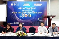 Bà Vũ Kim Hạnh cho biết, trong 640 doanh nghiệp đạt chứng nhận năm nay có cả Công ty cổ phần Kỹ nghệ thực phẩm Việt Sin, từng bị thu hồi giấy chứng nhận HVNCLC hồi tháng 8/2016.