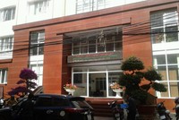 Đình chỉ nữ nhân viên chi cục thuế bị tố nhận tiền bồi dưỡng