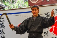 Một người đàn ông mặc trang phục ninja và giảng dạy tại Trường Ninja ở thành phố Iga, Nhật Bản. (Nguồn: Phuong D. Nguyen / Shutterstock)