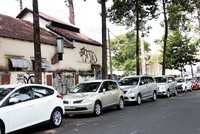 Sở GTVT TP HCM kỳ vọng việc tăng phí đỗ ôtô sẽ hạn chế xe cá nhân vào trung tâm. Ảnh: Hữu Công.