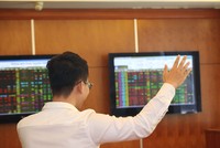 Chứng khoán tháng 9: Hướng tới mốc 1.080 điểm
