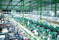 Nhà nước cần nắm chắc tình hình và có những đối sách kịp thời, phù hợp; doanh nghiệp cần bám sát sự biến động của thị trường để thích nghi, vượt qua khó khăn, thách thức.