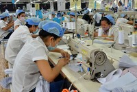 Tình hình thưởng Tết năm 2019 ở khối doanh nghiệp dệt may được đánh giá lạc quan Ảnh: Tấn Thạnh.
