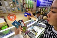 Bộ trưởng phê bình nhà mạng cản trở khách hàng chuyển mạng giữ nguyên số