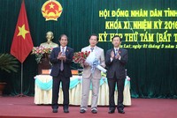 Lãnh đạo tỉnh Gia Lai chúc mừng ông Đỗ Tiến Đông.