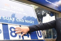 Các ngân hàng có xu hướng đẩy mạnh hút tiền, nhất là kỳ hạn dài ngày.