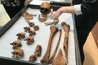 Bộ hài cốt được khai quật ở Connecticut tháng 11/1990. Ảnh: Washington Post.