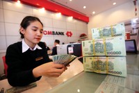 Techcombank có kết quả kinh doanh rất tốt, nhưng thị giá cổ phiếu lại giảm mạnh.