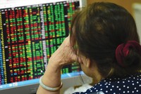 Cẩn trọng đua sóng cổ phiếu quỹ