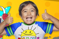 Ryan Kaji, 8 tuổi, là người sở hữu mức thu nhập cao nhất từ Youtube năm 2019. Ảnh: Youtube/Ryan’s World.