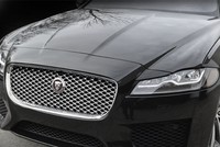 Jaguar không chạy theo trào lưu thiết kế lưới tản nhiệt kiểu “mồm cá ngão“