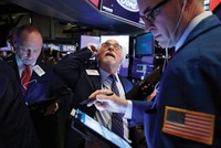 Góc nhìn khác về cơ hội bắt đáy chứng khoán