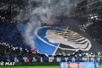 Lượng lớn khán giả theo dõi Champions League trên khắp Châu Âu là nguy cơ lớn lây lan dịch COVID-19 nguy hiểm. (Ảnh: Getty Images).