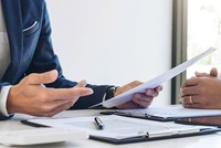 Băn khoăn vừa đào tạo, vừa cấp chứng chỉ bảo hiểm 